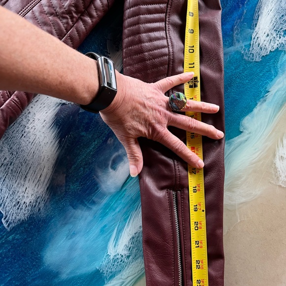 SALE! BUYorBUNDLE! Guess NEW Bordeaux FauxLeatherJacket zipsweater&hoodliner SzM - Picture 14 of 15